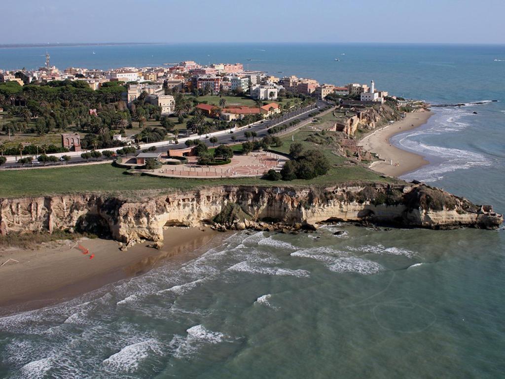 Regal House Anzio Hotel Buitenkant foto